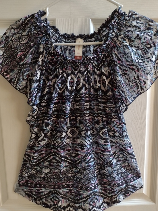 Tops - Boho Smocked Off-Shoulder Top in Black & White Pattern